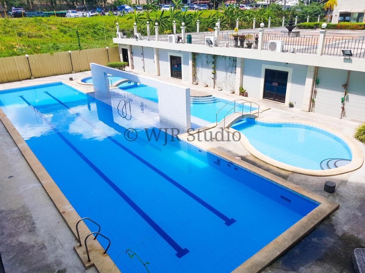 Aparthotel Centropolis King Bed Deluxe Muntinlupa City Exteriér fotografie